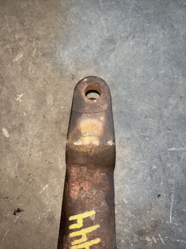 International 434 444 B414 tractor lift arm IH 3044375R1