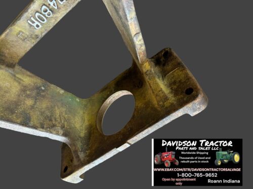 JOHN DEERE 4010 3010 4020 3020 5010 HYDRAULIC PUMP SUPPORT R27480R R34358 R46774
