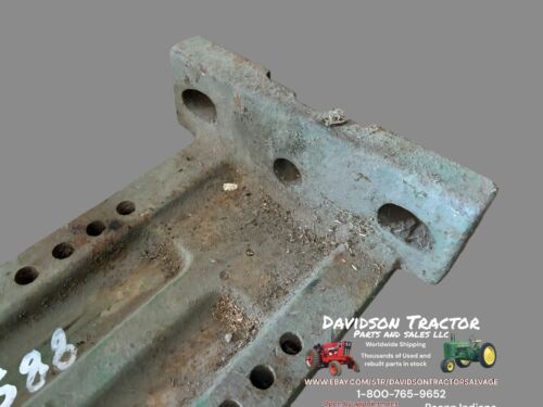 R70588 Tractor Fender Bracket Fits John Deere 2010 2030 2440 2510 2630 2640 +