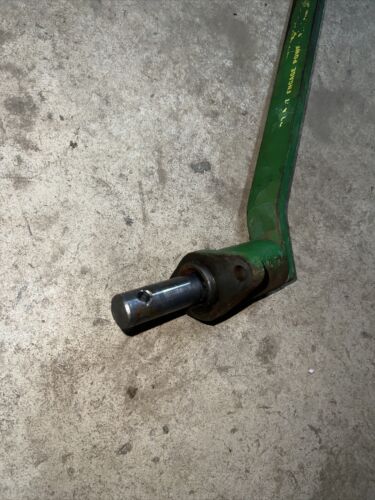 John Deere 2010 tractor PTO engagement lever And Housing Part # T14176T