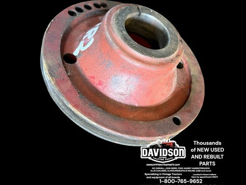 International 574 D239 Engine Crankshaft Pulley  3138838R2 Antique Tractor