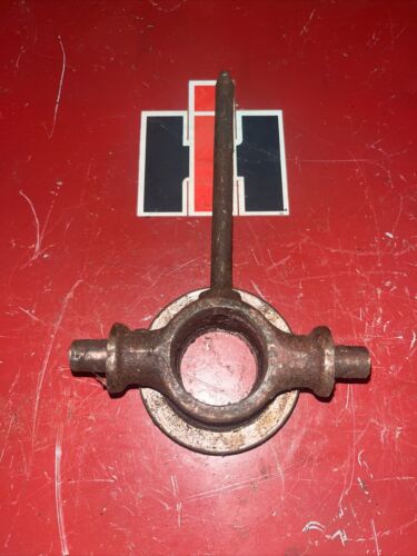 International Sleeve-clutch Release 6691DA Farmall H SH
