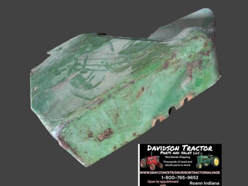 Used John Deere AR32572 Left Hand Rockshaft cover 3010, 3020, 4010, 4020