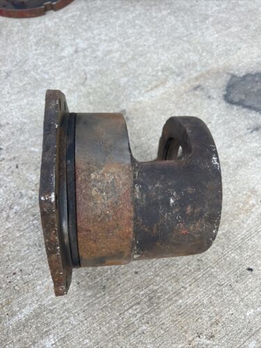 IH FARMALL M TRACTOR BULL PINION CAGE Antique tractor