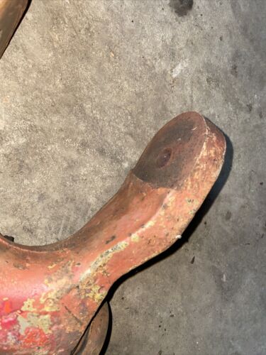 Center Steering Arm IH International 531235R1 USED