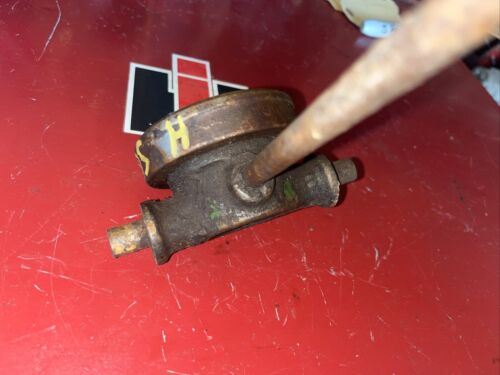 International Sleeve-clutch Release 6691DA Farmall H SH