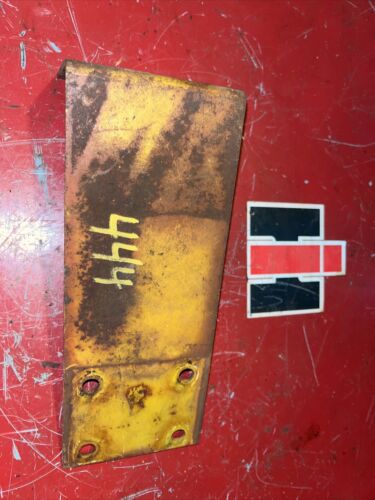 International Harvester 444 Air cleaner Bracket