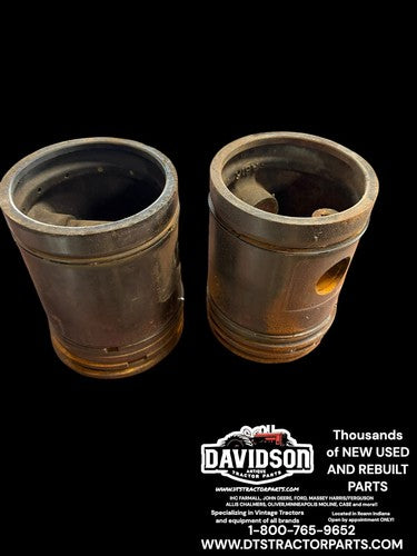 John Deere Unstyled A A61R STD Piston Pair Antique Tractor