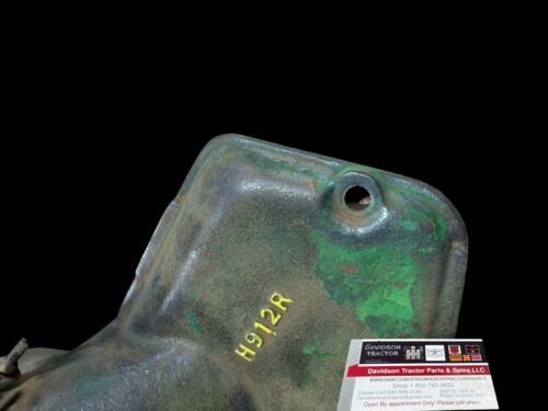 John Deere H Valve cover H912R