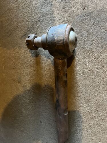 Tie Rod End Outer LH Fits Case IH 595 495 685 Fits International 454 674 784 574