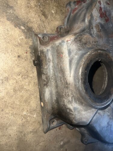 IH Farmall 504 D D188 Timing cover 308407R1