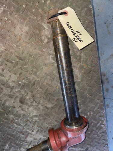 Spindle - Left Hand fits International 656 460 544 2544 383910R91