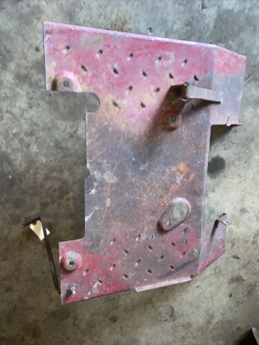 International Farmall 656 Rowcrop Tractor Platform for Open Station