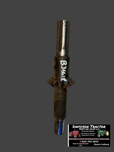 John Deere B3661R Gear Shaft Antique Tractor