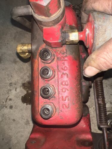 Mcormick SUPER WD9 core injection pump antique tractor