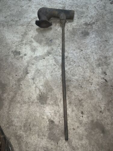 John Deere Unstyled B Carburetor Air Cleaner Elbow B76R