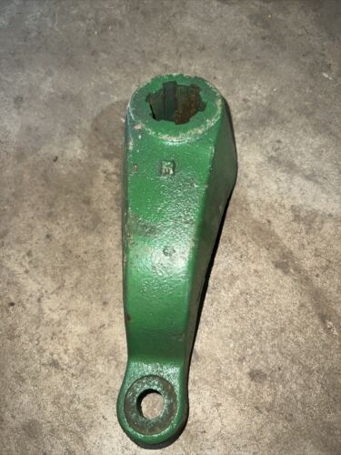 R47765 Steering Arm Fits John Deere 2510 2520 3010 3020 4000 4010 ++ Tractors RH