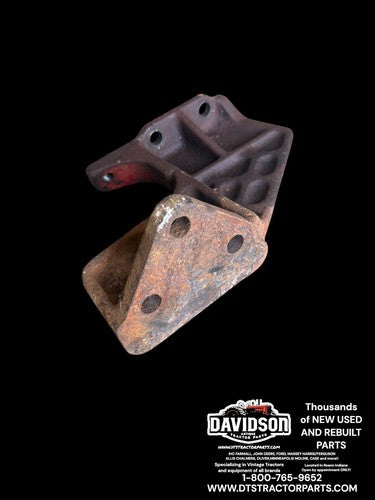 FARMALL 300 340 350 UTILITY. FRONT BOLSTER SUPPORT BRACKET Left SIDE 362380R1