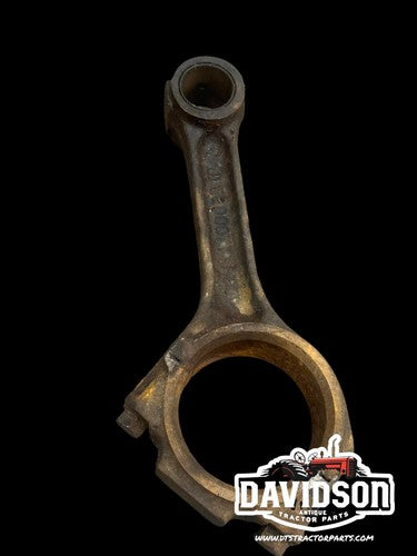 RE19733 T27000T Connecting Rod John Deere Tractors 820 1020 1520 2020 830 1530