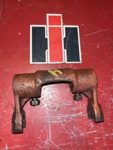 International FARMALL H  Clutch Release Fork 6141DA