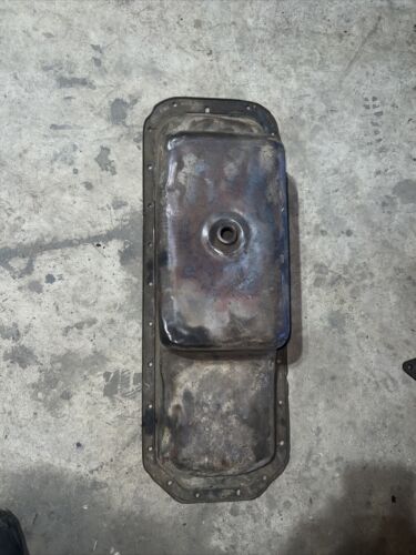 International D282 Engine Oil Pan - Used Farmall 560,706 660