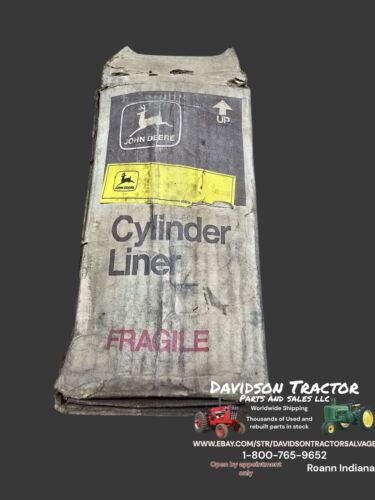 AR71593 Piston and Sleeve Set For John Deere 1520 1530 350B 2030 2120 401A NOS