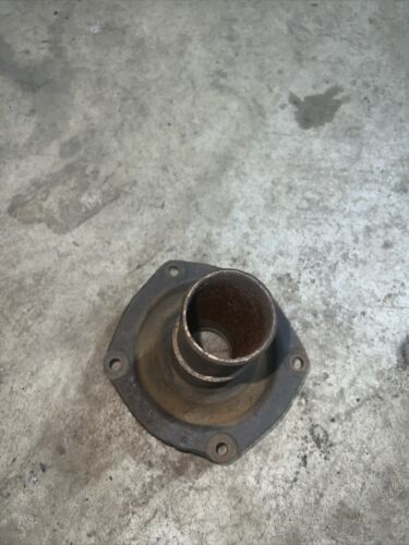 IH Farmall 340 460 504  Pto Shaft Bearing Cage 370598R1  Antique  Tractor