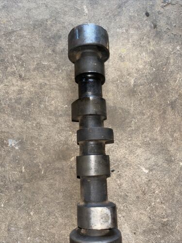 International 340 504 Camshaft 308391R1 W/ Pulley