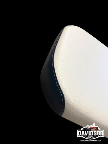 Seat Cushion - Vinyl White/Black fits International 460 560 706 806 371625R91