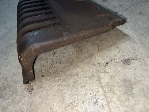 JOHN DEERE B GRILL GRILLE WITH SCREEN LEFT HAND ORIGINAL
