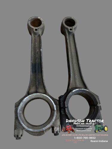 USED JOHN DEERE B TRACTOR ENGINE PISTION CONNECTING ROD PAIR B1770R