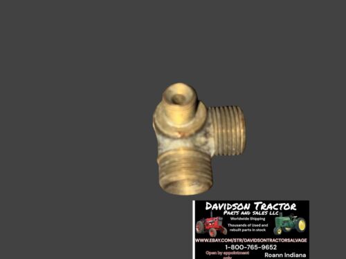 B264R John Deere B BR BO Side Outlet Oil Indicator & Camshaft Oil Pipe Elbow USA