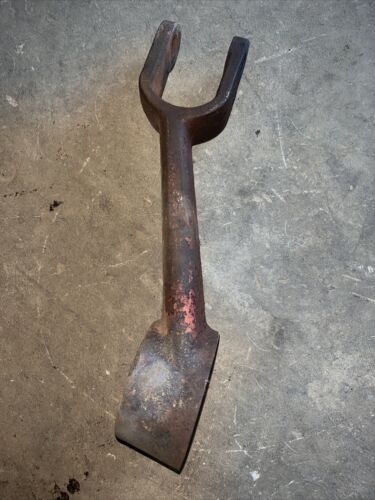 International 434 444 B414 tractor lift arm IH 3044375R1