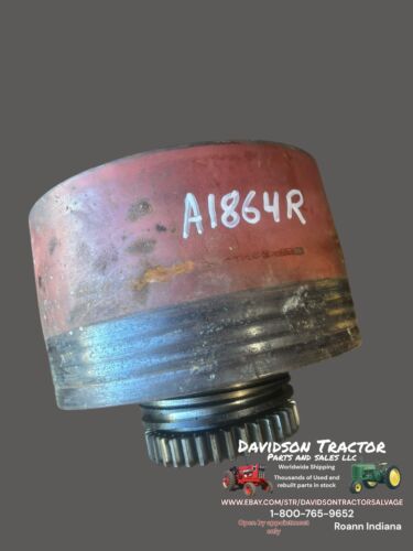 USED JOHN DEERE A TRACTOR BELT PULLEY CLUTCH ASSEMBLY A1864R