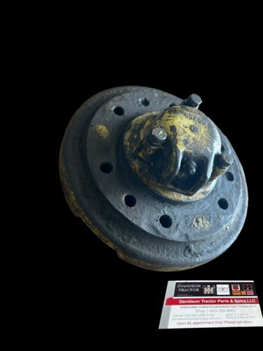 John Deere B heavy duty front hub B2379R Antique Tractor