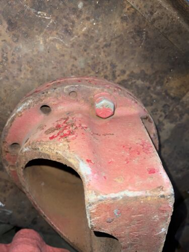 530504R1 International Case 8 Bolt hub 995 895 And Many More!