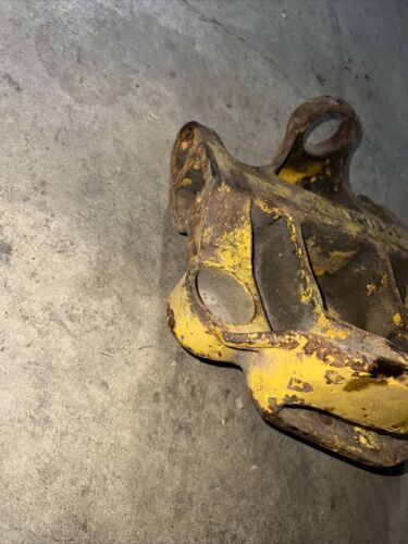 Farmall A Front Bolster Housing 9061-DA Antique Tractor