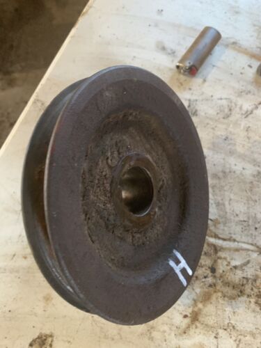 Farmall H HV tractor IH engine main front motor crank pulley