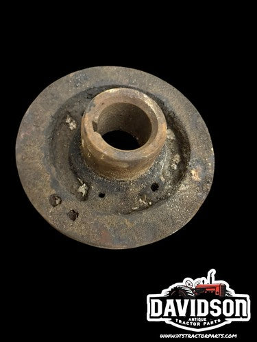 IH International Farmall 340 504 3514 Diesel Crankshaft Pulley D-188