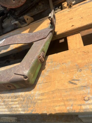 John Deere JD 40 T 40T tractor gas tank mounting brace bracket