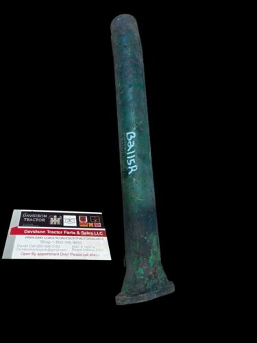 John Deere B lower water pipe B2115R