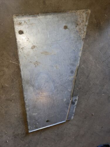 International 504 utility Tractor IH IHC front LEFT radiator side cover panel