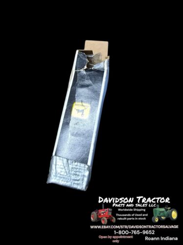 Genuine John Deere R26109 New Old Stock Intake Valve