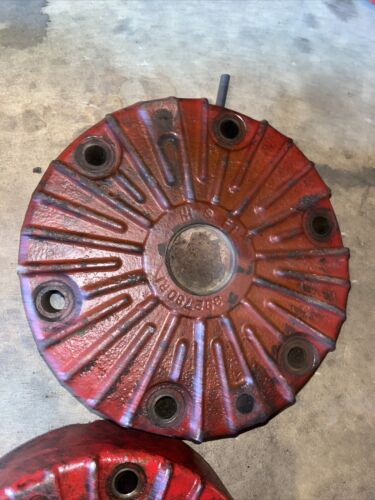1964 Farmall IH 706 Tractor Brake Housings 384366R1