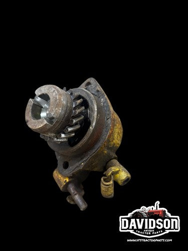 Farmall Cub tractor IH IHC engine Governor assembly