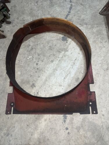 Farmall 504 diesel rowcrop tractor orignal IH radiator fan shroud