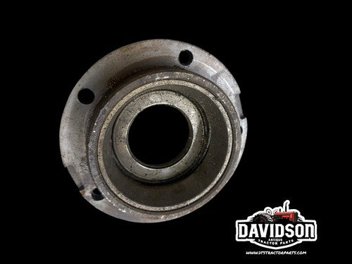 Oliver 550 Differential  Bearing Cage 1E112 Antique Tractor