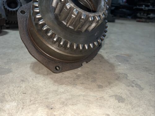 NEW TRANS DRIVE GEAR w/ HOUSING FOR INTERNATIONAL SUPER MTA 361288R4