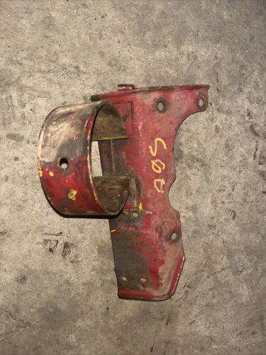 Farmall IH 460 560 Diesel Tractor Fuel Filter Canister Holder Bracket