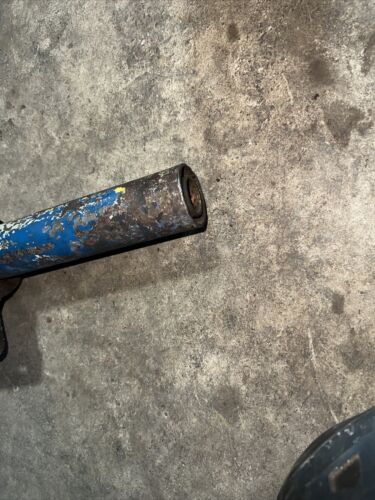 DA21025 19693 Steering Tower Ford? Antique Tractor